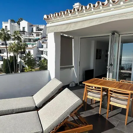 Апартаменты Capistrano Playa Luxe By The Sea - *